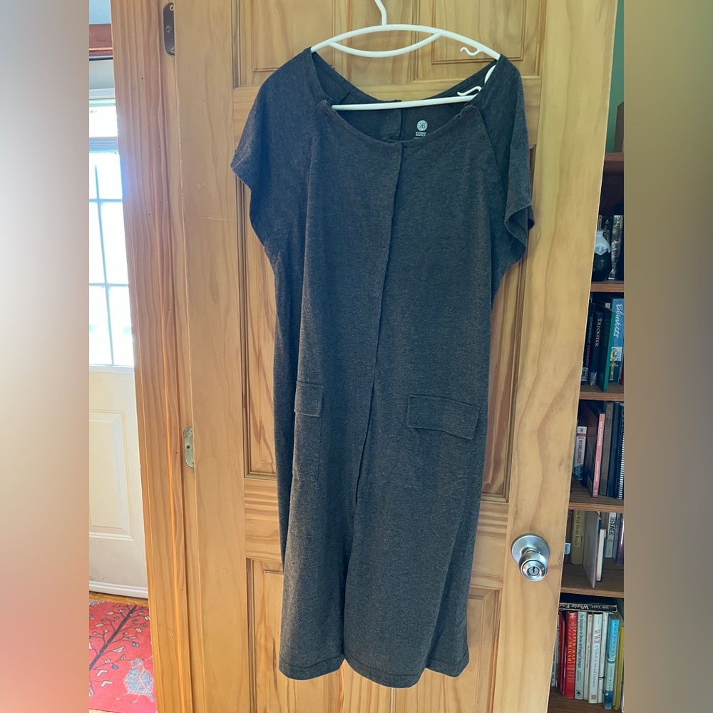 Kindred Bravely Universal Labor and Delivery Gown in Grey Heather